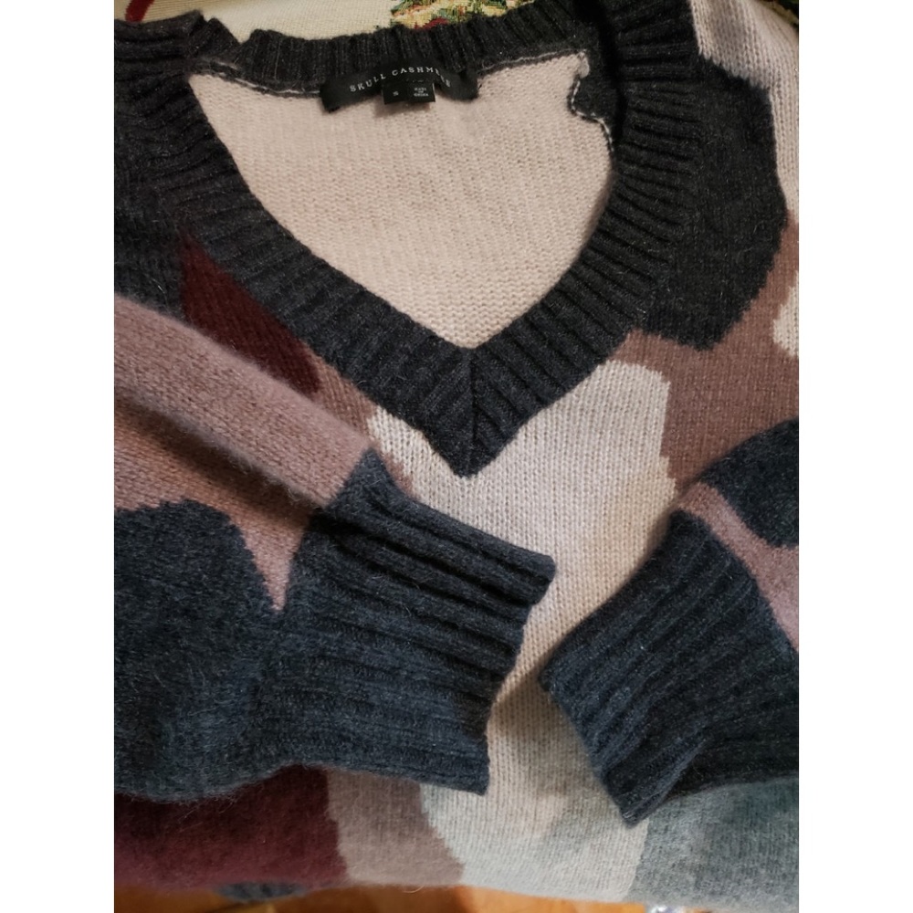 Pre-owned SKULL CASHMERE sweater in Excellent Condition - Picture 6 of 7